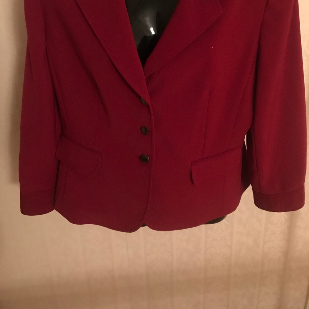 NEW Dark red women’s business suit